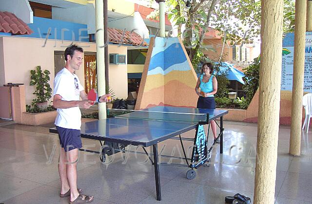 Cuba Guardalavaca Club Amigo Atlantico Guardalavaca Une table de ping-pong à l'hôtel Guardalavaca.