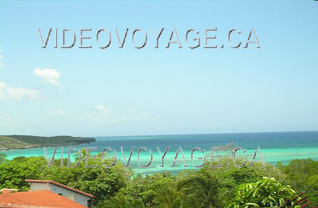 Cuba Guardalavaca Club Amigo Atlantico Guardalavaca Une vue sur plusieurs kilomètressur la mer.