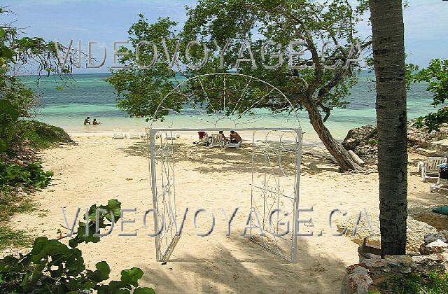 Cuba Guardalavaca Club Amigo Atlantico Guardalavaca Una segunda playa privada, que se encuentra cerca del pueblo de Guardalavaca.