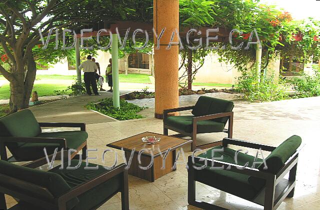 Cuba Guardalavaca Club Amigo Atlantico Guardalavaca The Lobby Cameleon Club is open plan.