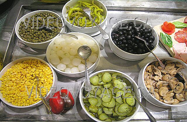 Cuba Guardalavaca Blau Costa Verde Una selección de verduras ...