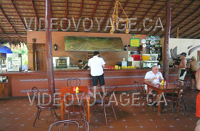 Cuba Guardalavaca Brisas Guardalavaca A simple and cozy bar.