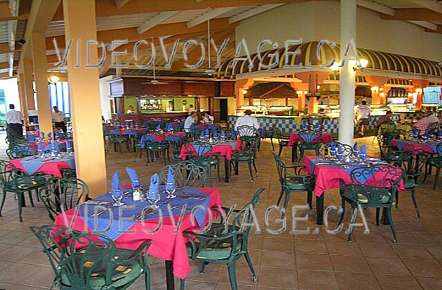 Cuba Guardalavaca Playa Costa Verde The dining room around the buffet.