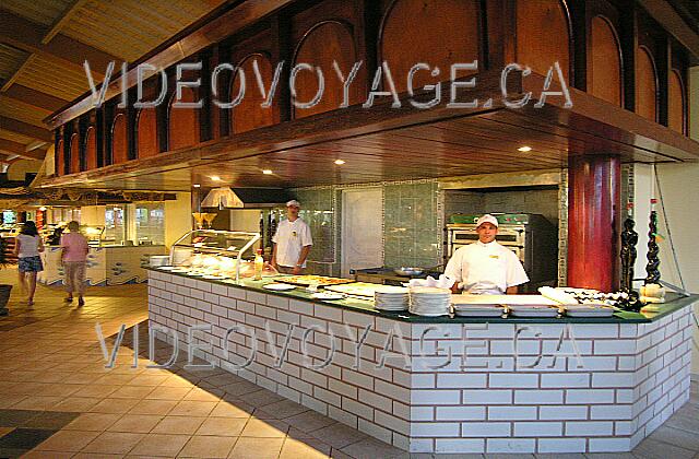 Cuba Guardalavaca Playa Costa Verde Other section of the buffet with several employees!