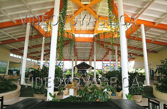 Cuba Guardalavaca Playa Costa Verde Lobby the day.