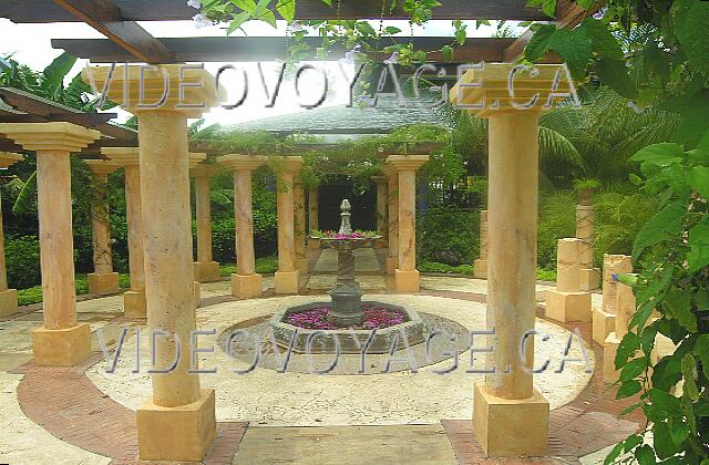 Cuba Guardalavaca Paradisus Rio de oro Very pretty fountains in the center with colorful flowers.