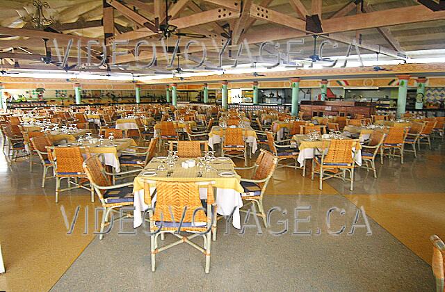 Cuba Guardalavaca Playa Pesquero Une immense salle à manger.