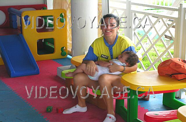 Cuba Guardalavaca Playa Pesquero Un bébé ou presque.