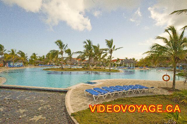 Cuba Guardalavaca Playa Pesquero Basically, a buffet restaurant on the edge of the pool.