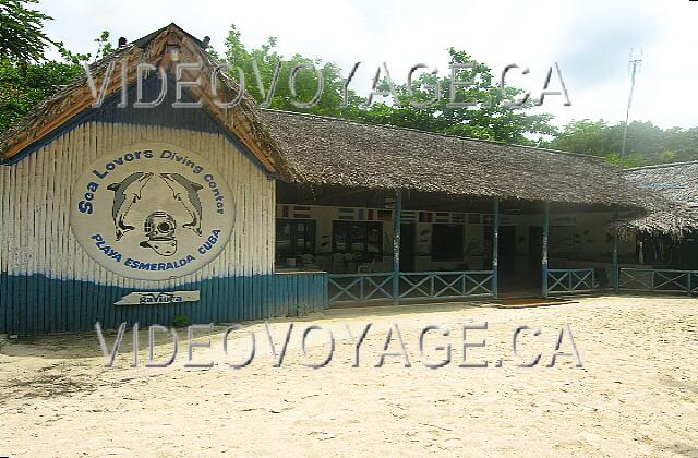 Cuba Guardalavaca Sol Rio De Luna Y Mares Le centre de plongé de l'hôtel est très bien organisé.