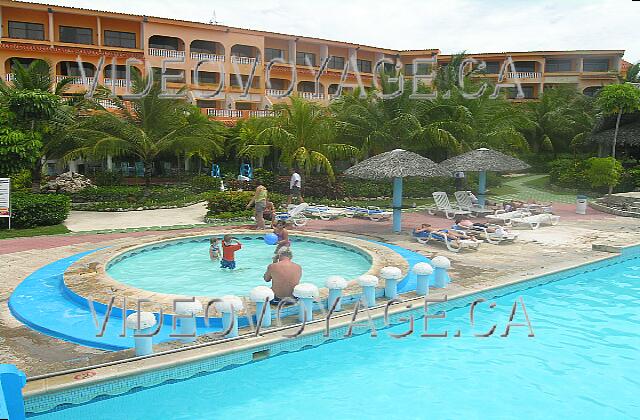 Cuba Guardalavaca Sol Rio De Luna Y Mares The children's pool.