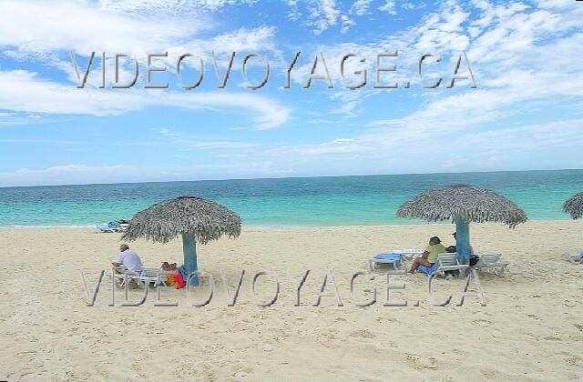 Cuba Guardalavaca Sol Rio De Luna Y Mares A beautiful view!