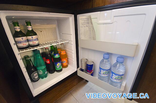 Maroc Agardir Atlas Amadil Beach The free fridge freezer for ice: beers, soft drinks, bottled water, ...