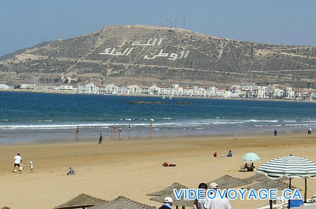 Maroc Agardir Atlas Amadil Beach El camino que puede tomar para el puerto.