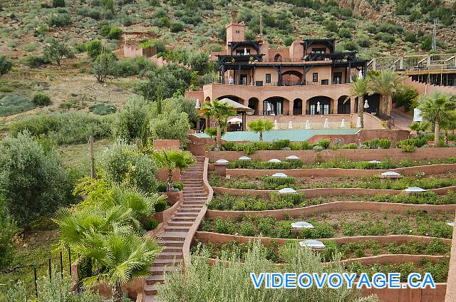 Maroc Bin El Ouidan Widiane Suites & Spa The higher section has a infinity pool with spectacular views.