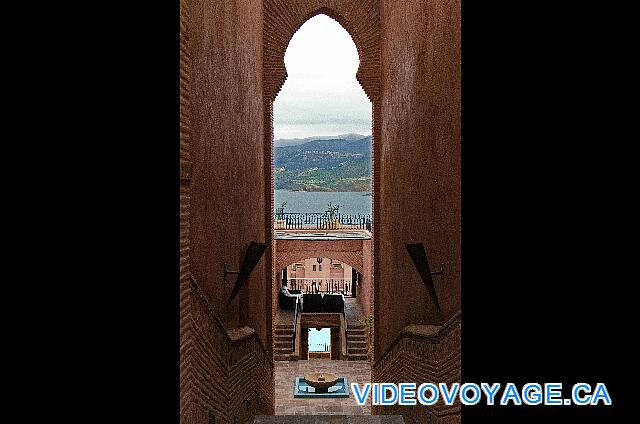 Maroc Bin El Ouidan Widiane Suites & Spa Everything is geared to preserved the unique view of the lake and mountains.