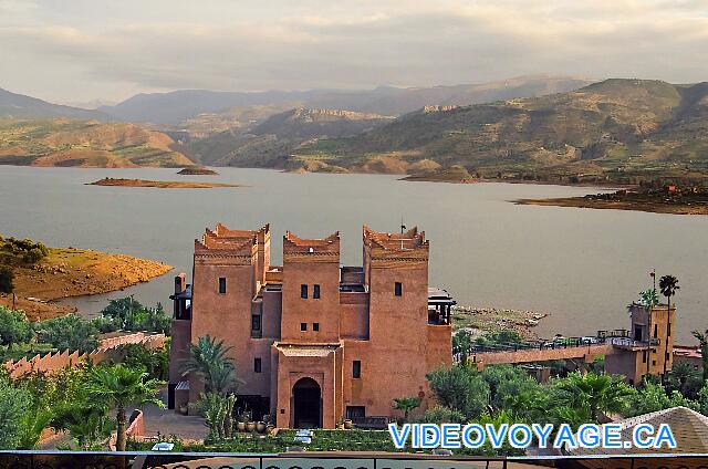 Maroc Bin El Ouidan Widiane Suites & Spa A restaurant is located on the other side of the lake. A boat takes guests to the restaurant, massages are offered on the boat during the crossing!