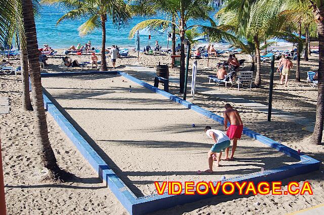 Republique Dominicaine Sosua Casa Marina Beach & Reef Un espacio de juego de petanca en la playa en la sección de Casa Marina Beach.