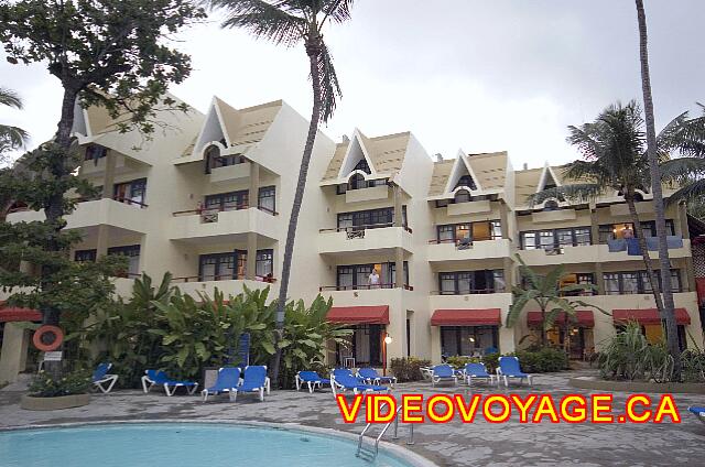 Republique Dominicaine Sosua Casa Marina Beach & Reef Las habitaciones cerca de la piscina pequeña de la sección de Casa Marina Beach.