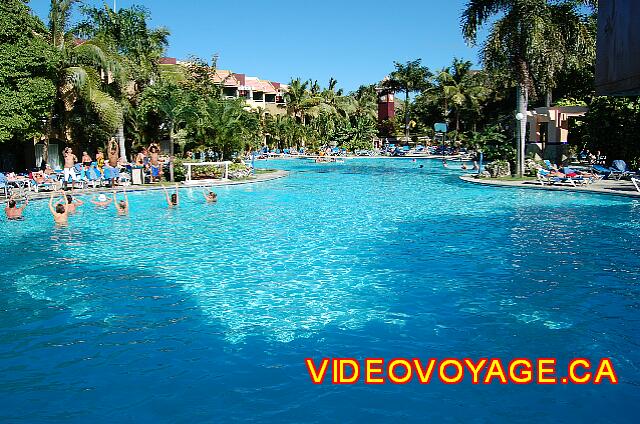 Republique Dominicaine Sosua Casa Marina Beach & Reef An average pool size used for many entertainment activities.