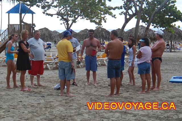 Republique Dominicaine Puerto Plata Iberostar Costa Dorada In preparation for an activity. The animation team is present and active.