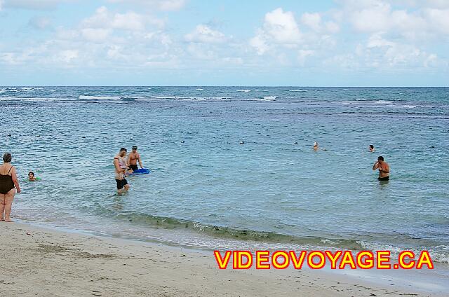 Republique Dominicaine Puerto Plata Iberostar Costa Dorada There are coral reefs in certain specific locations, floats bypass the coral banks to properly identified non swimmable areas.