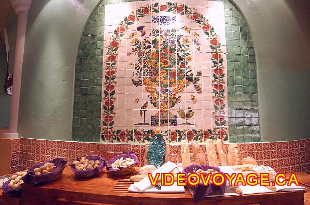 Republique Dominicaine Puerto Plata Iberostar Costa Dorada The bar bread ...