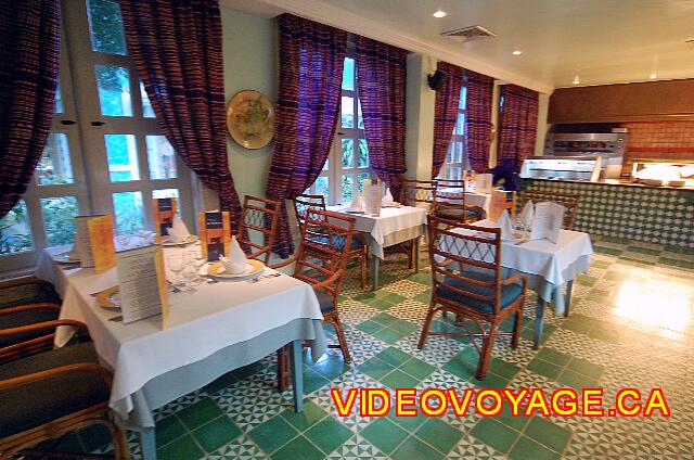 Republique Dominicaine Puerto Plata Iberostar Costa Dorada Con ventanas a los lados.