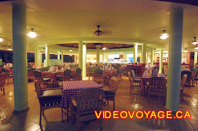 Republique Dominicaine Puerto Plata Iberostar Costa Dorada Por la noche el bar se puede abrir como un tercer restaurante en el mapa.