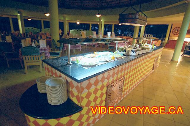 Republique Dominicaine Puerto Plata Iberostar Costa Dorada El buffet ofrece platos diferentes en función de la hora del día.