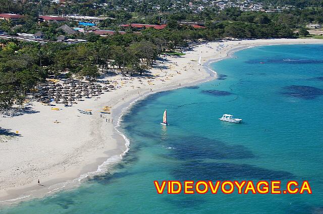 Republique Dominicaine Puerto Plata Iberostar Costa Dorada Algunos arrecife y algas, pero una hermosa playa de todos modos.