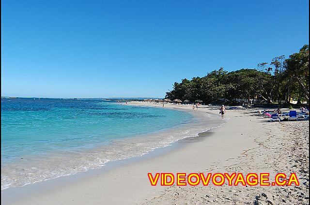 Republique Dominicaine Puerto Plata Grand Paradise Playa Dorada Police in Playa Dorada walking on the beach.