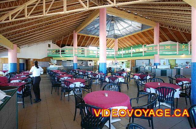 Republique Dominicaine Puerto Plata Grand Paradise Playa Dorada The buffet restaurant Hisbiscus has a beautiful terrace.