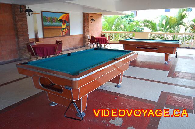 Republique Dominicaine Puerto Plata Celuisma Playa Dorada Two pool tables ...