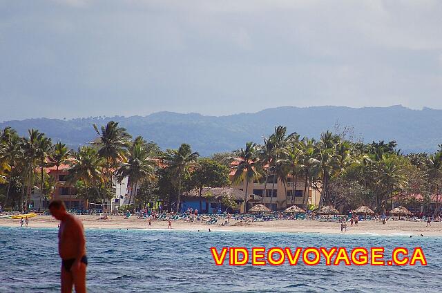 Republique Dominicaine Puerto Plata Celuisma Playa Dorada Muchos clientes les gusta caminar hasta Puerto Plata por la playa.