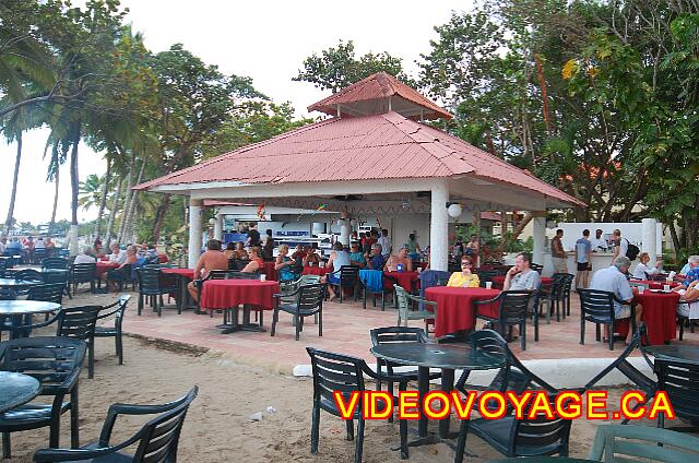 Republique Dominicaine Puerto Plata Celuisma Playa Dorada The snack bar is very popular.