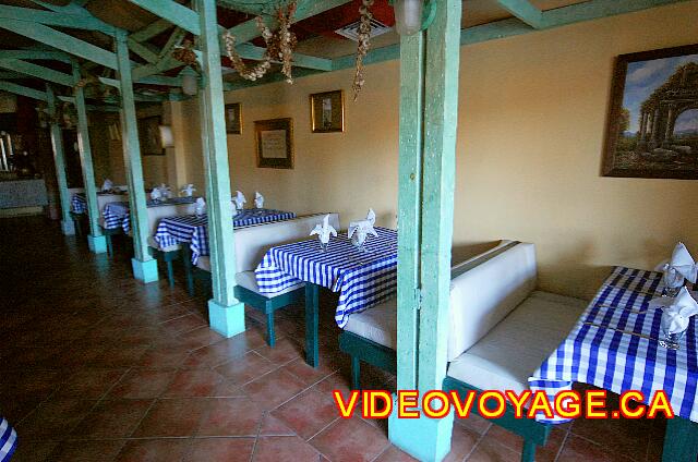 Republique Dominicaine Puerto Plata Celuisma Playa Dorada Several benches.