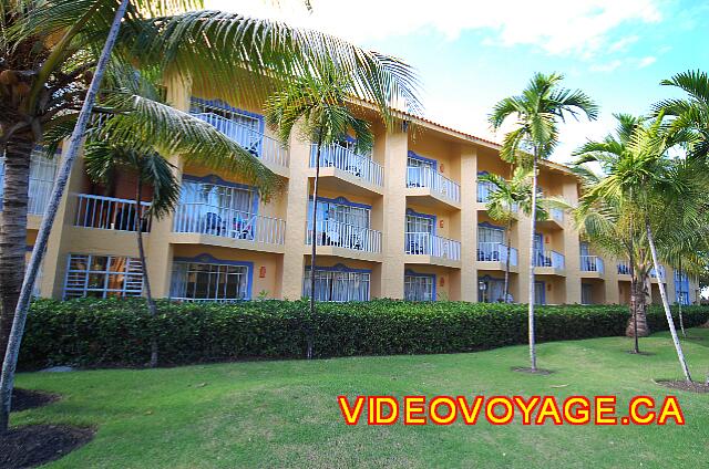 Republique Dominicaine Puerto Plata Gran Ventana On the way to get to the beach, rooms with ocean view.