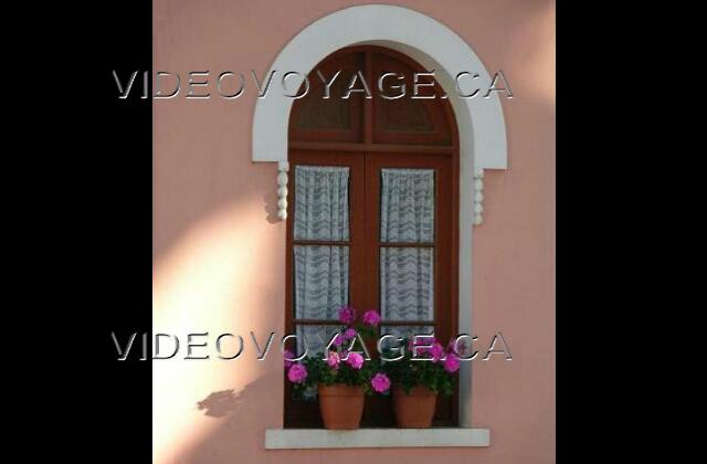 Republique Dominicaine Puerto Plata Gran Ventana Une fenêtre du batiment Beata.