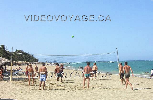 Republique Dominicaine Puerto Plata Victoria Resorts Des activités sportives sont organisées sur la plage.