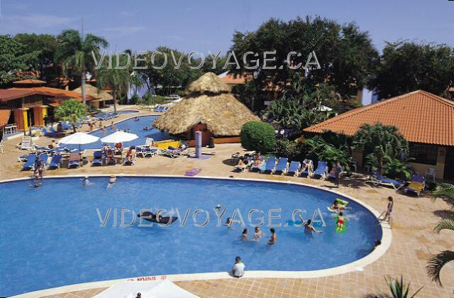 Republique Dominicaine Puerto Plata Blue Bay Gateway Villa Doradas Esta vista le permite ver las tres piscinas.