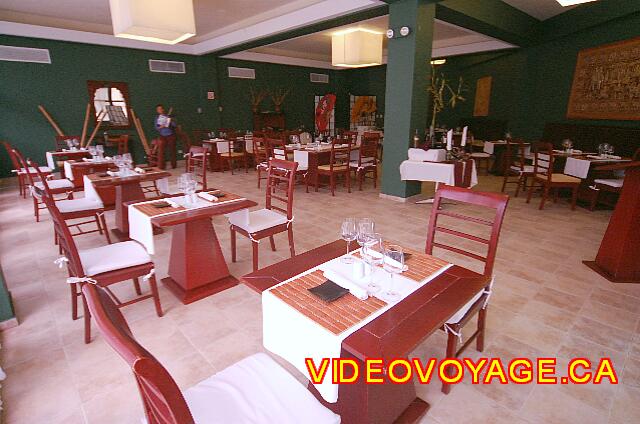 Republique Dominicaine Puerto Plata Viva Playa Dorada A restaurant in the average size card.