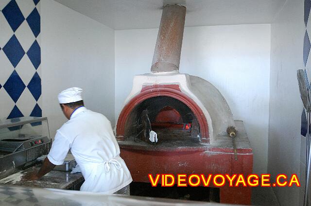 Republique Dominicaine Puerto Plata Viva Playa Dorada With the pizza oven.