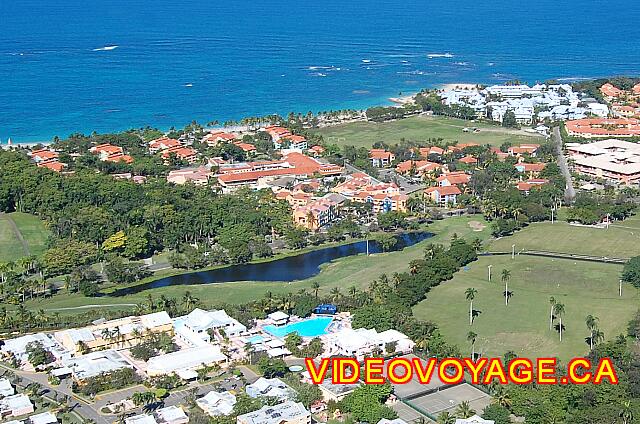 Republique Dominicaine Puerto Plata Viva Playa Dorada The Viva Wyndham hotel is not directly on the beach but a private road provides access to it.