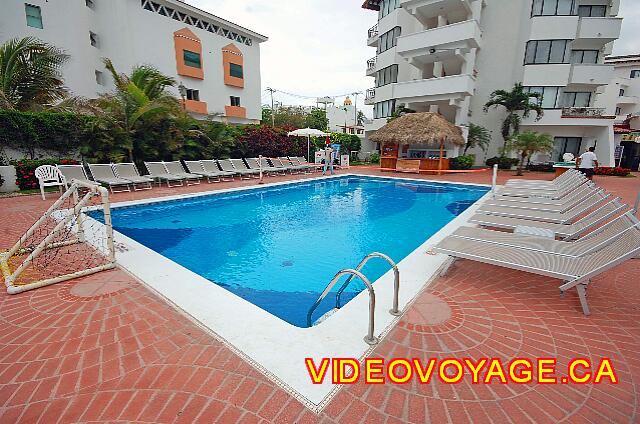Mexique Puerto Vallarta Buenaventura Grand La piscine de l'animation pour le volleyball et le waterpolo.