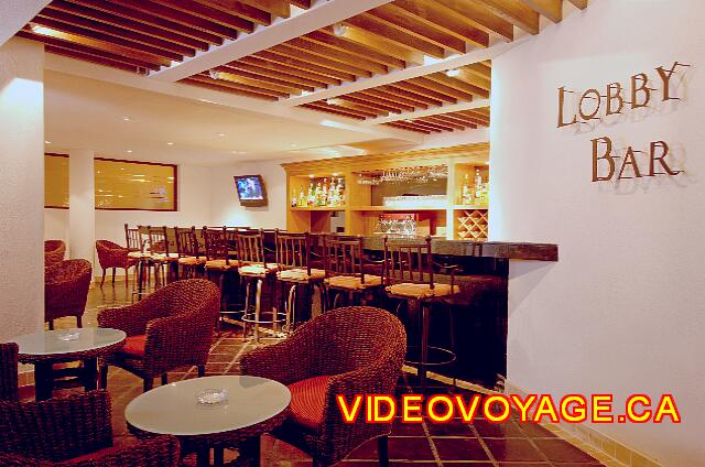 Mexique Puerto Vallarta Buenaventura Grand Quelques sofas sont disponibles aussi.
