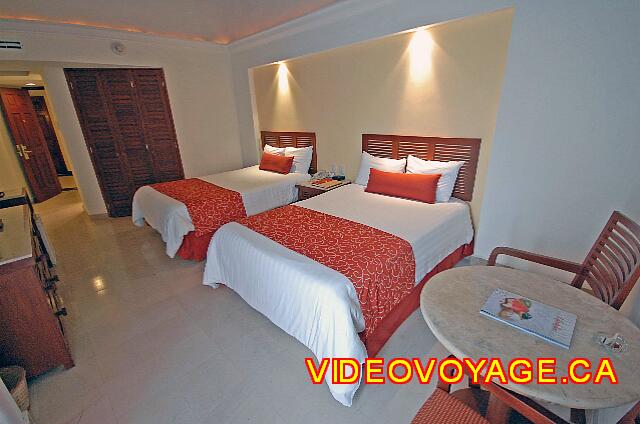 Mexique Puerto Vallarta Buenaventura Grand La habitación estándar con 2 camas individuales.
