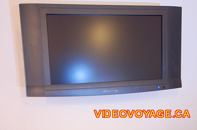 Mexique Puerto Vallarta Buenaventura Grand A TV high definition 16: 9 format in all the rooms.