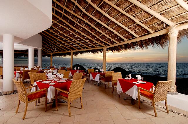 Mexique Puerto Vallarta Buenaventura Grand With a view of the sunset ...
