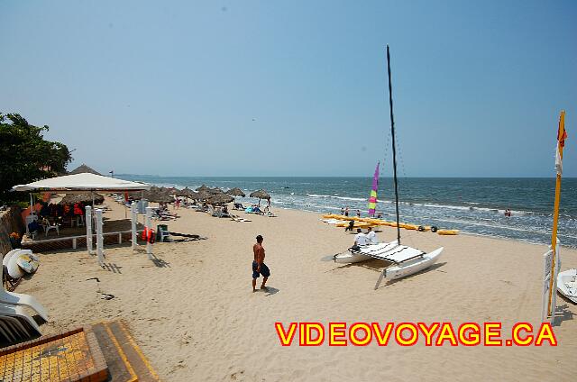 Mexique Bucerias Royal Decameron Vallarta Devant le centre nautique, les équipements.